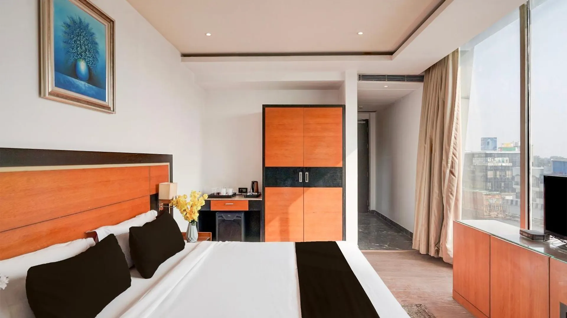 Super Townhouse Oak Agra Near Sultanganj Puliya Formerly Bb Grand Indien