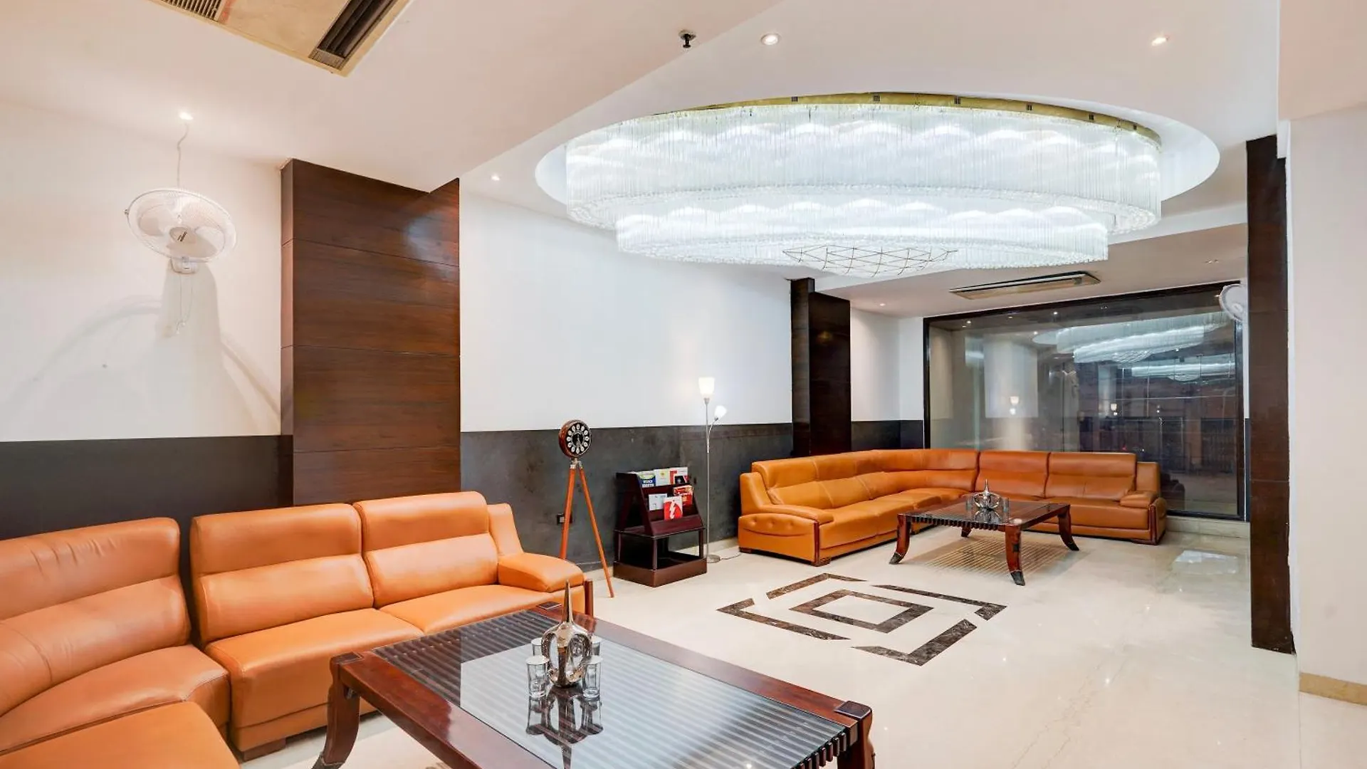 Super Townhouse Oak Agra Near Sultanganj Puliya Formerly Bb Grand India